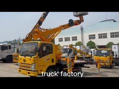 haut véhicule de travail d'isuzu