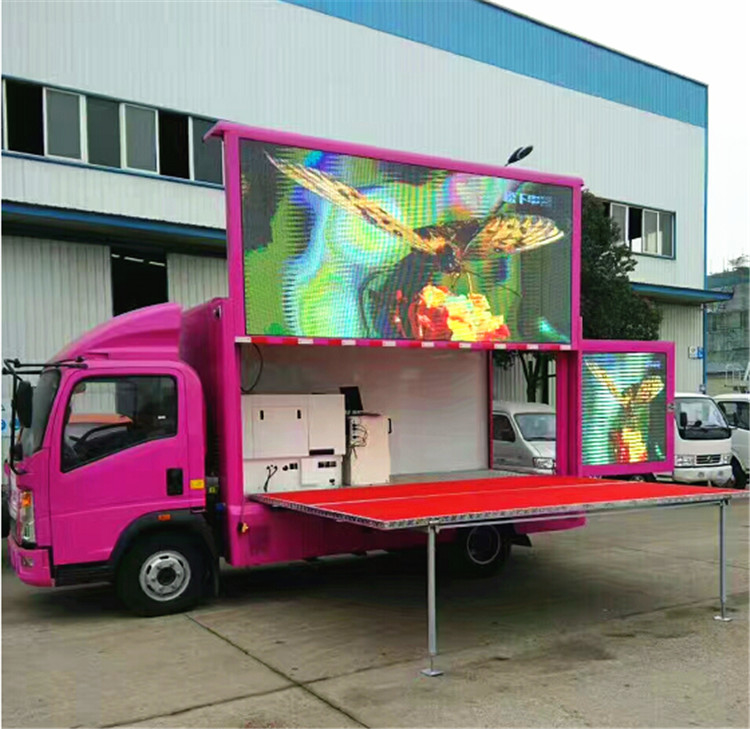 Camion de publicité mobile P8 4x2 Digital de 120HP LED avec l'étape