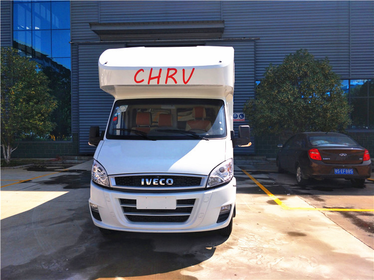 La caravane Van Foton, camping-car de la transmission automatique rv extérieur de fibre de verre a décoré