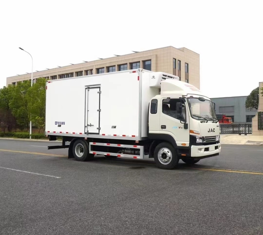 JAC 4x2 classe F fourgon réfrigéré et camion à Dubaï -5 à -15 degrés