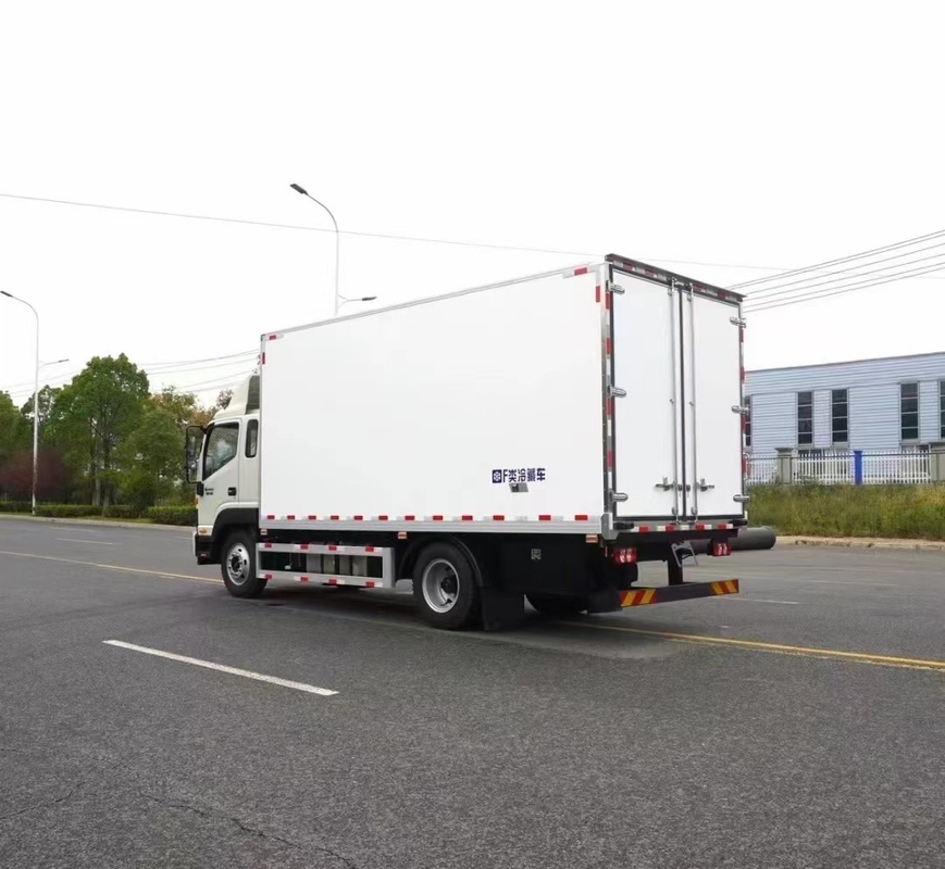 JAC 4x2 classe F fourgon réfrigéré et camion à Dubaï -5 à -15 degrés