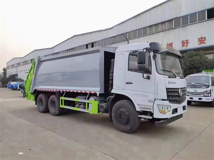 Chariot à ordures Laver Dongfeng 5995 Kg Compacteur Chariot à ordures Avec châssis en acier au carbone