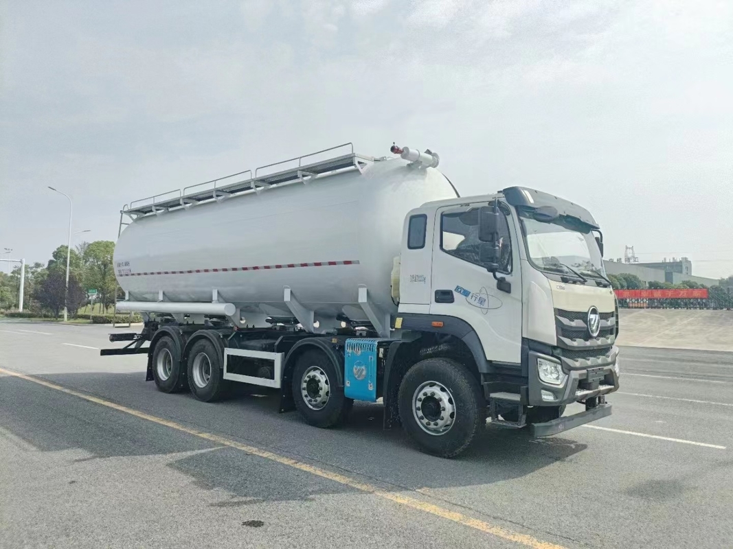 Cabine de climatisation Euro3 ou Euro4 Camion de transport de ciment en vrac avec norme d'émission