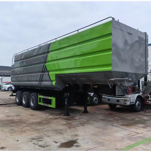 Céréales à haute performance pour l'alimentation animale Semi-camion remorque 4 essieux Max. Vitesse de conduite 90 km/h