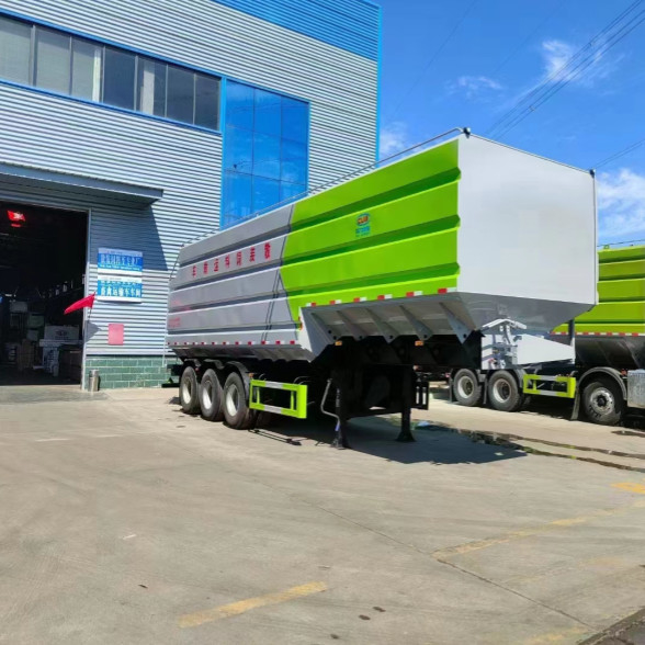 Céréales à haute performance pour l'alimentation animale Semi-camion remorque 4 essieux Max. Vitesse de conduite 90 km/h
