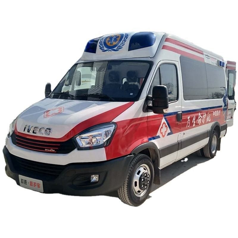 Ambulances d'urgence LHD/RHD avec pneus 195/75R16LT à entraînement type 4x2 véhicule d'ambulance à vendre