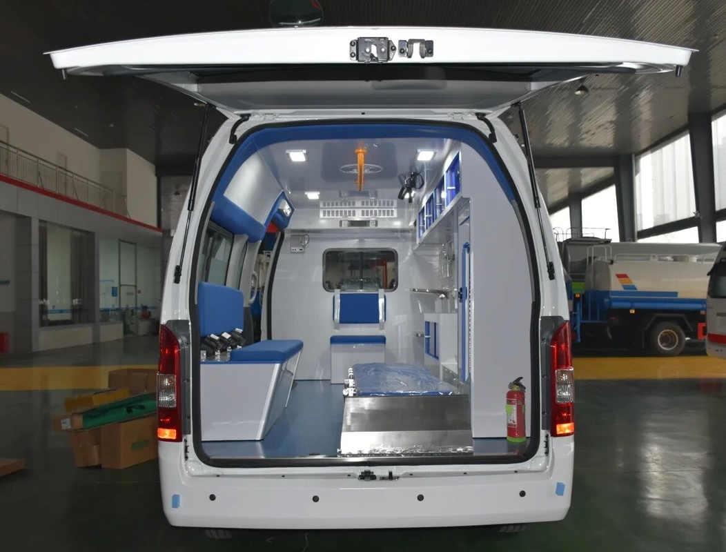 Iveco Ambulance Euro 5 Ambulance d'urgence Voiture de freinage Poids 2970 Kg Base des roues 3300mm