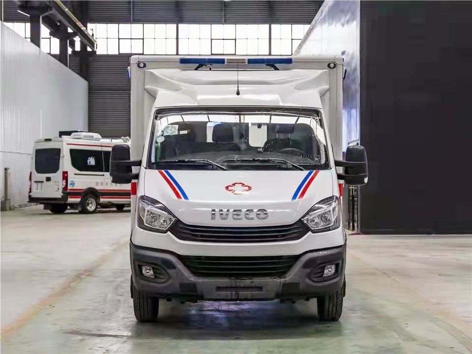 Salon Ambulance130 Hp Ambulance voiture camion - ABS OUI Les dimensions globales sont de 5670 × 2011 × 2726 mm