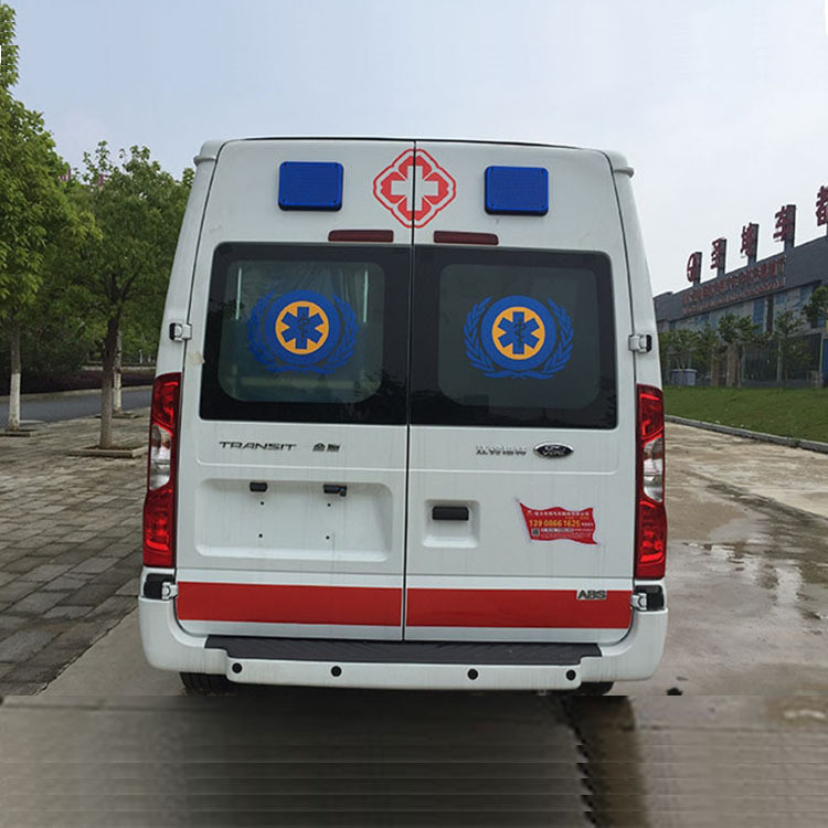 Ambulance voiture personnalisable Véhicules médicaux mobiles 3-8m Longueur 4x2 Type de conduite