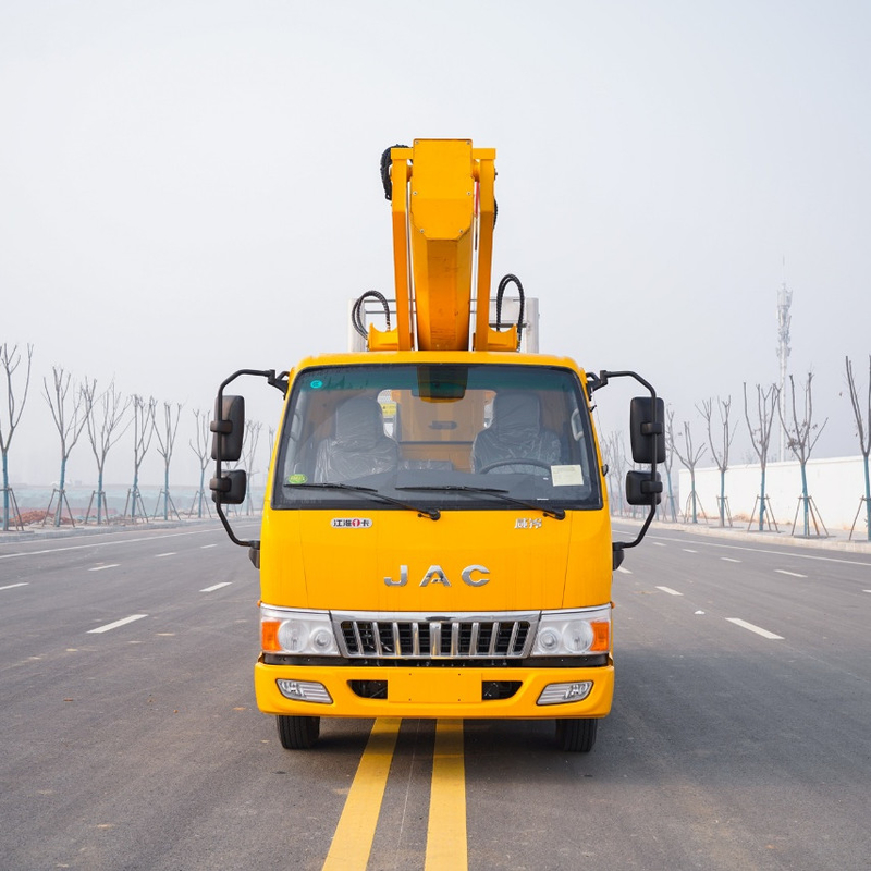 Camion de plateforme de travail aérien à deux personnes avec V-outriggers avant et arrière