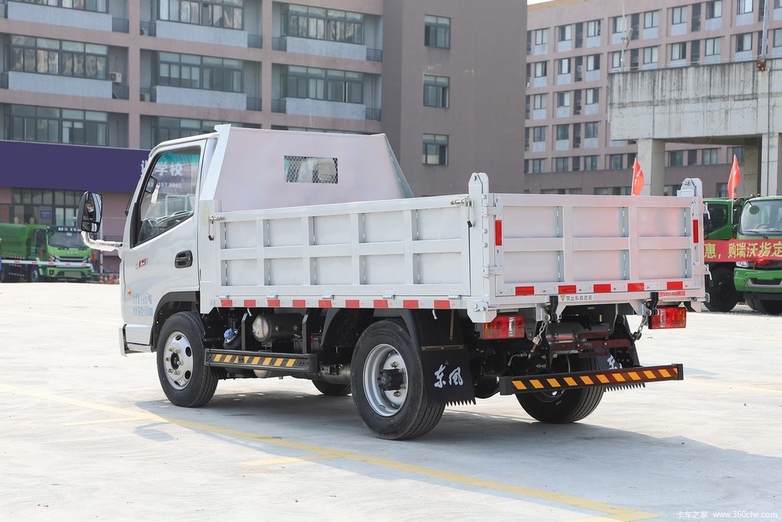 Euro camion de faible puissance de boîte de fourgons de cargaison de V 6 - 8 tonnes 5.2m 6 roues