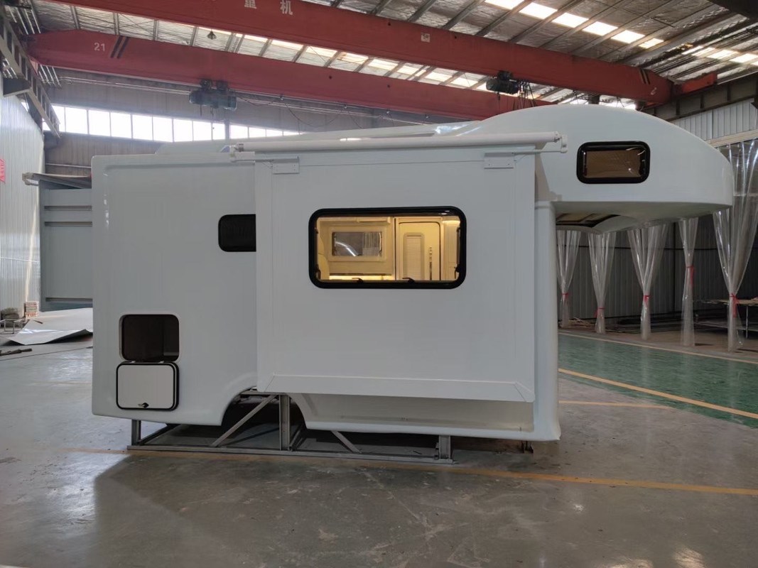 Maison extérieure de Van Decorated Shell 220V de caravane de la boîte rv de fibre de verre