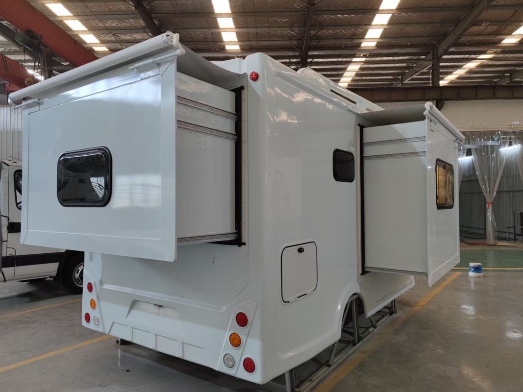 Maison extérieure de Van Decorated Shell 220V de caravane de la boîte rv de fibre de verre