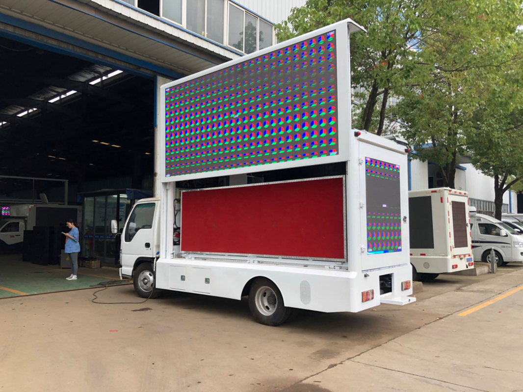 Isuzu 4*2 Euro 5 Led Display Box Camion mobile écran à LED Panneau d'affichage Camion publicitaire Camion à LED à vendre