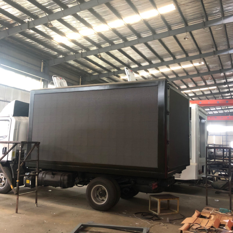 Isuzu Led Display Box Truck Pixel Pitch 8 mm Écran mobile à LED Panneau d'affichage de camion Publicité à LED Truck à vendre