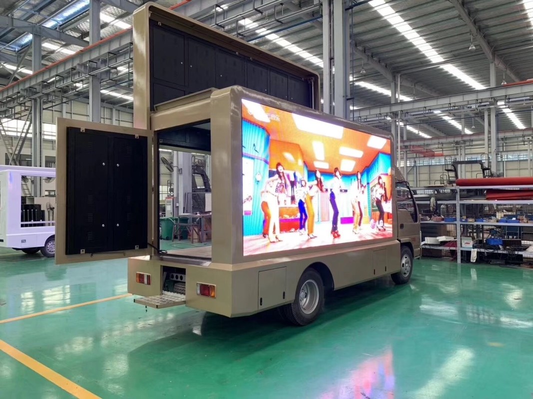 Écran LED voiture et audio publicité extérieure Roadshow Stage Truck Diesel manuel